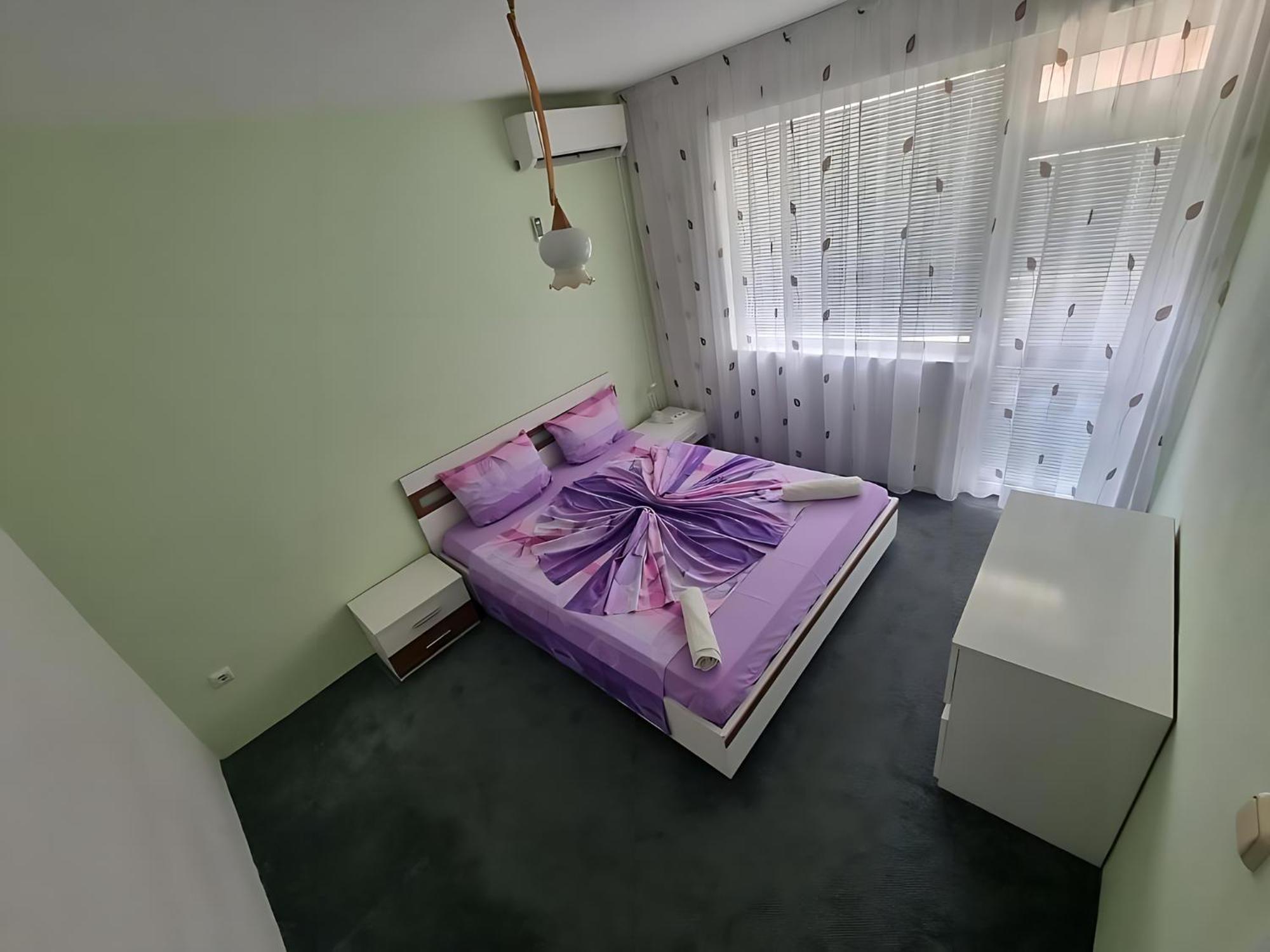Guesthouse Flora Kiten  Bagian luar foto