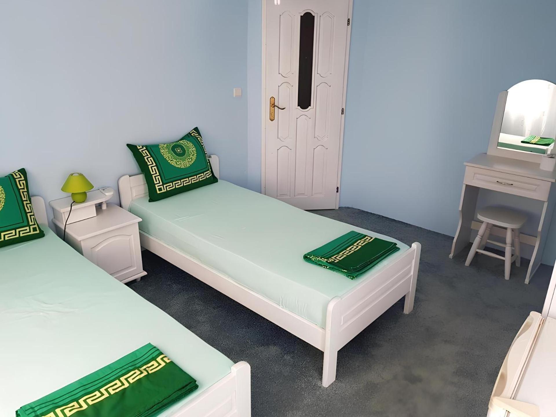 Guesthouse Flora Kiten  Bagian luar foto